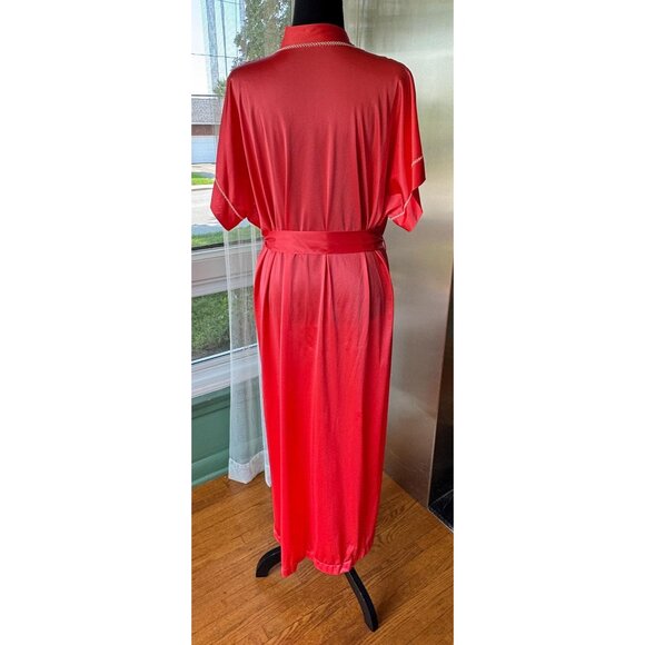 Vintage 80s house dress, strawberry red, white embroidered details, nylon robe - Picture 6 of 10
